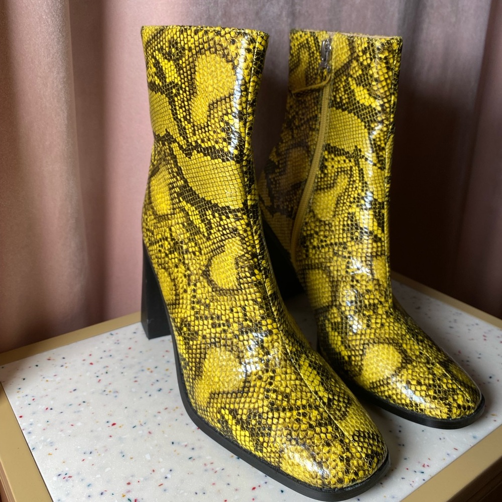 Square toe Snake Print Ankle Boots NWOB